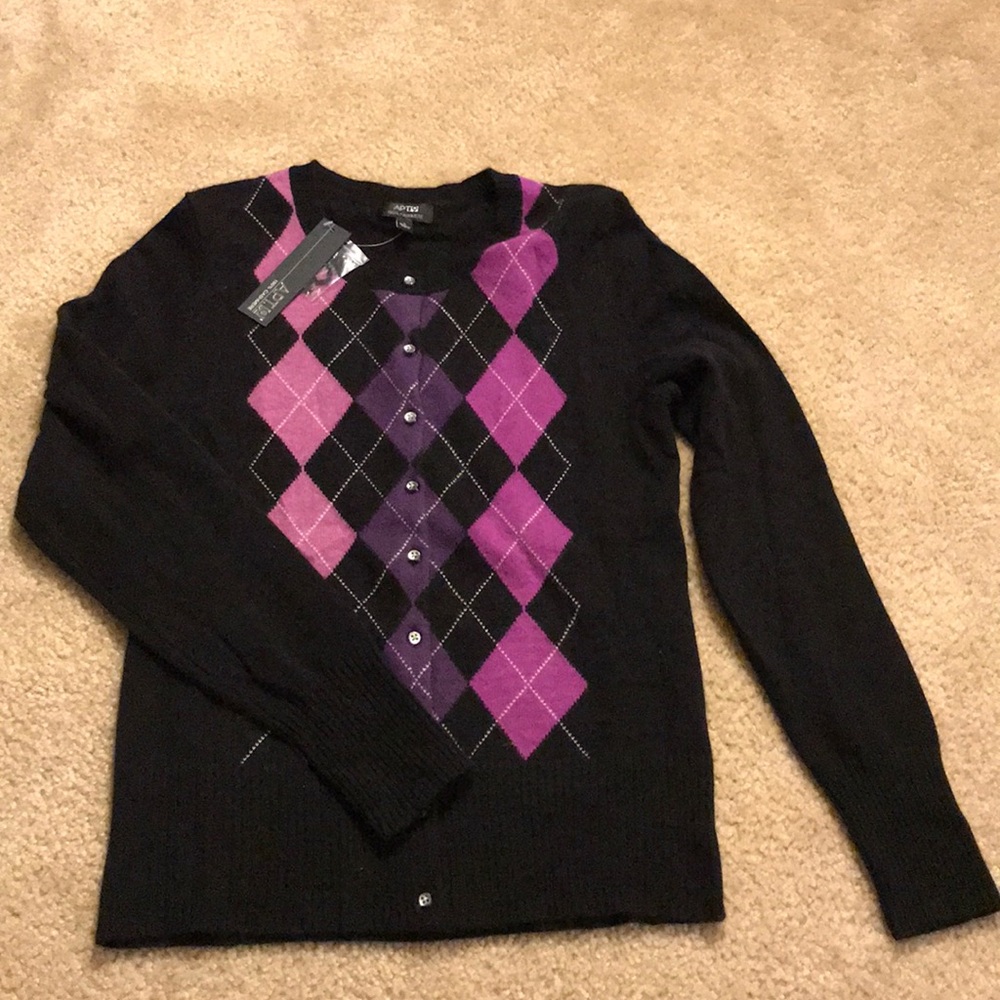 Women’s sweater